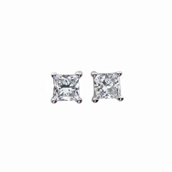14Kt Gold 0.20Ct Princess Cut Lab Grown Diamond Stud Earrings - Picture 1 of 4